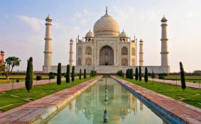 印度泰姬陵2018年4月1日开始限制游客流量