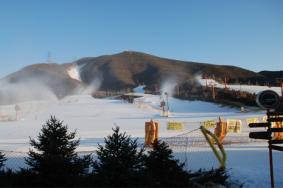 2018北京军都山滑雪场住宿+交通+门票价格